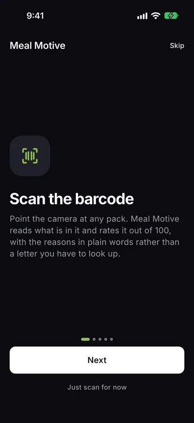 The Scan the barcode welcome screen: point the camera at any pack and Meal Motive rates it out of 100.